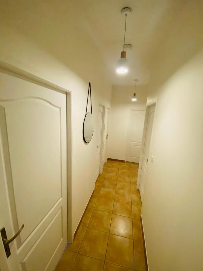 spacieux T5, terrasse, proche centre,parking privé Perpiñán Exterior foto